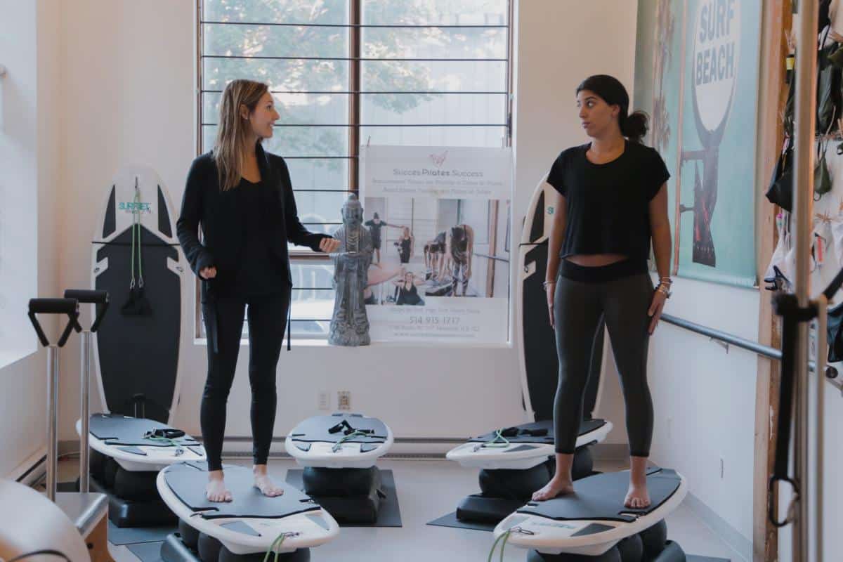 cours-de-shape-de-surf-au-studio-succes-pilates