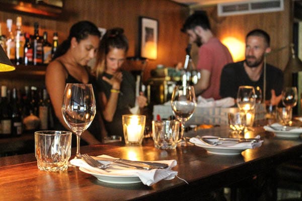 blogue-prevel-comptoir-du-restaurant-italien-nora-gray-dans-griffintown