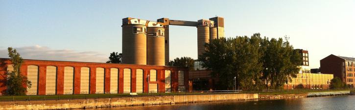 2011-10-10-silos-redpath-photo-de-Patrick