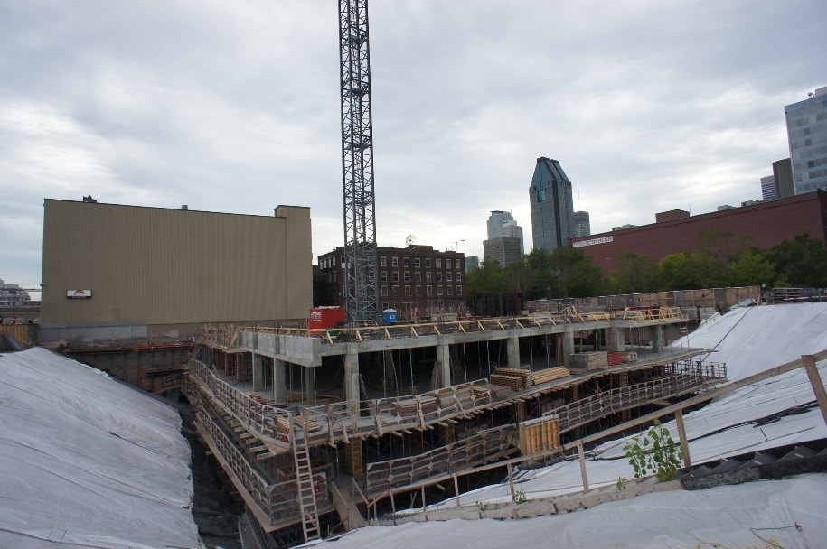 État des travaux au projet de condos 21e arrondissement, dans le Vieux-Montréal.