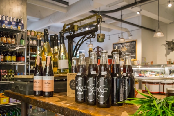 produits-quebecois-chez-alexis-le-gourmand-epicerie-griffintown