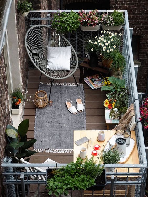 balcon-urbain-verdure-prevel