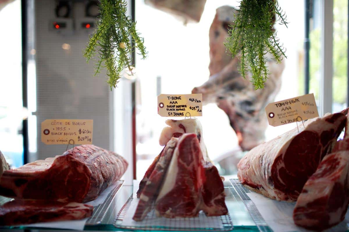 boucherie-grinder-griffintown-presentoir-viande