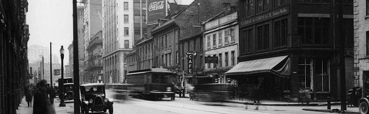 Rue McGill, vers 1930. Vue vers le sud, depuis la rue Notre-Dame. Photos : Archives de la Ville de Montréal.