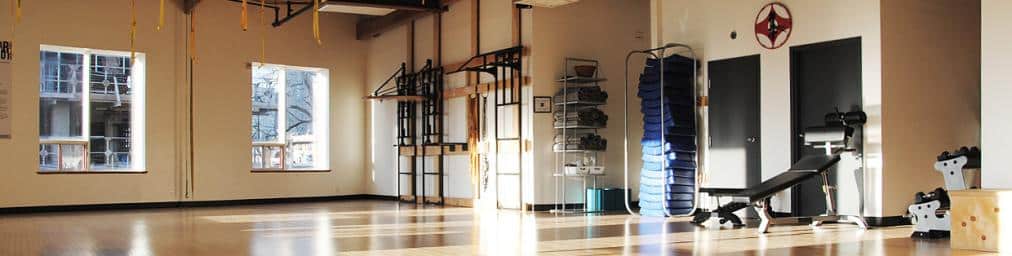 Le Studio Breathe, dans Griffintown, offre des cours de Pilates, yoga, karaté, etc. dans de lumineuses salles.